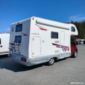 bf2b76f8bbe41ccb large 300x300 - Matkabuss nr 1