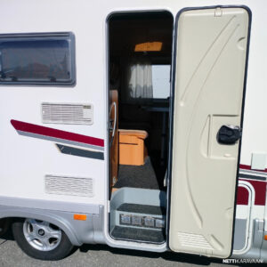 eed4e657be233ab7 large 300x300 - Matkabuss nr 1